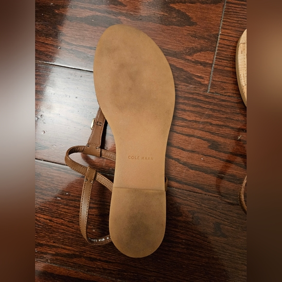 Cole Haan Britt Brown Sandals - 9.5 - Picture 3 of 6